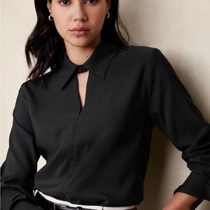 banana Republic NWT Black Collar Blouse